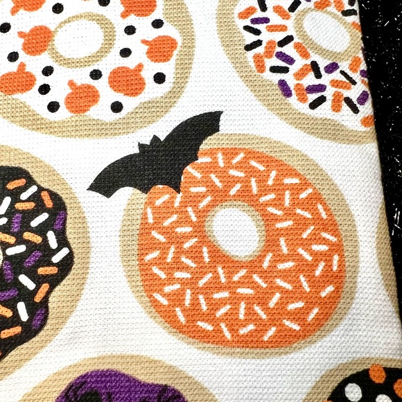 Set of 2 Halloween Doughnuts Kitchen Towels Iced in Spooky Colors Bats Spiders - Picture 4 of 12